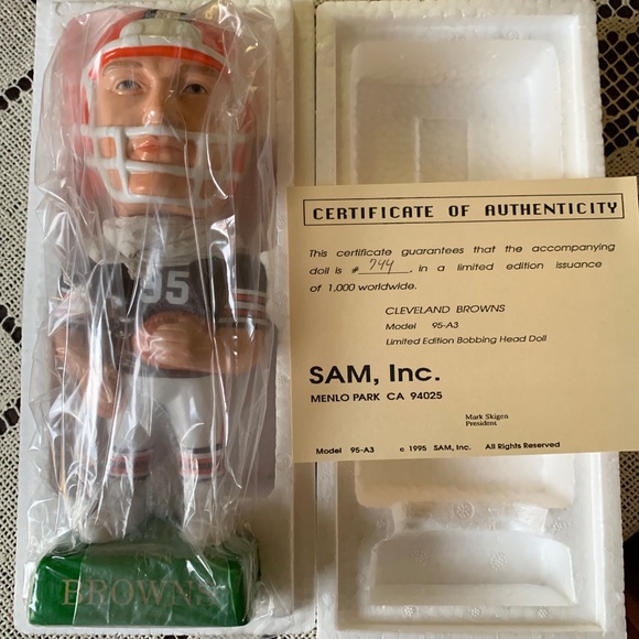 ***SOLD*** CLEVELAND BROWNS 1995 NFL Bobbing Head - Picture 2 of 8